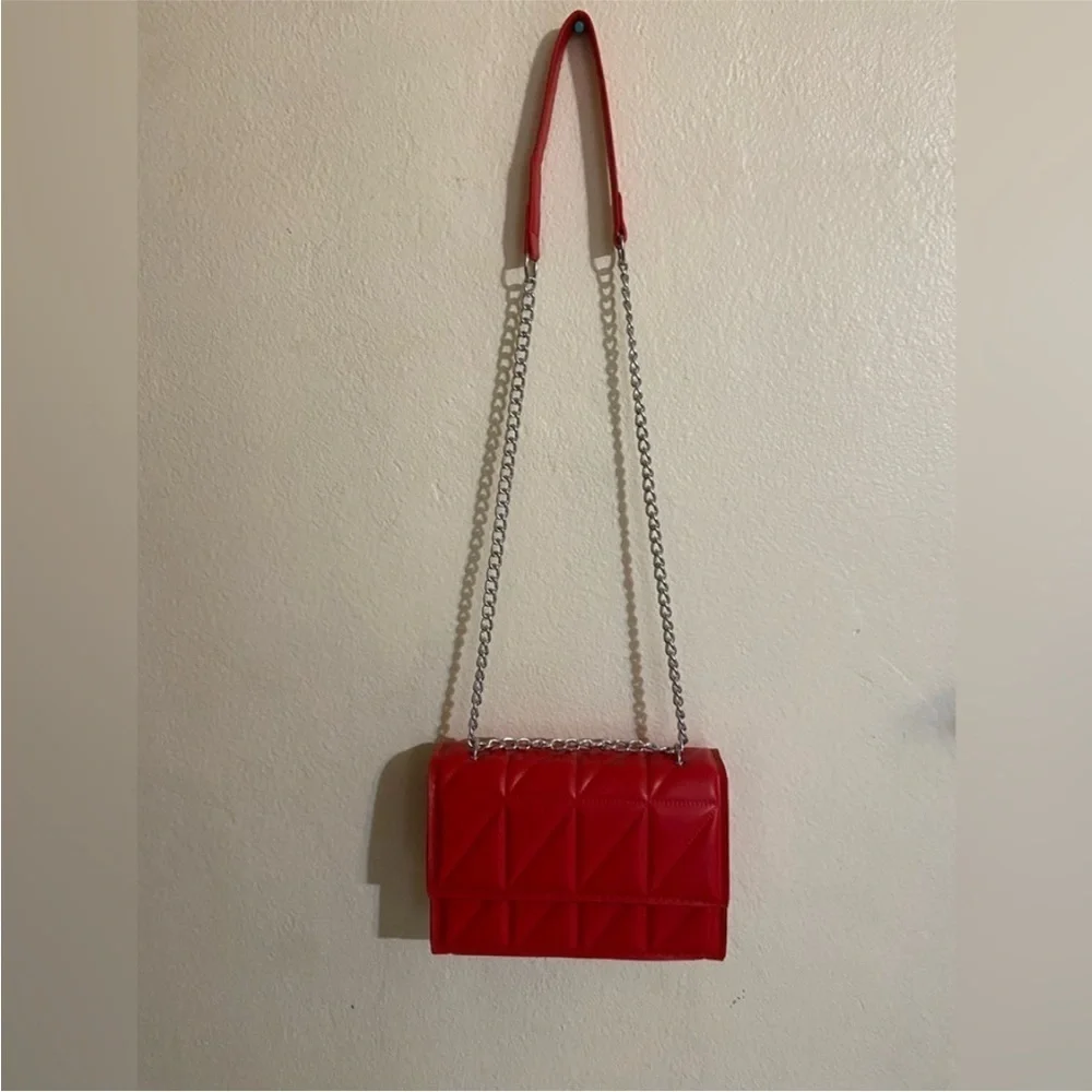 SHEIN chic red
